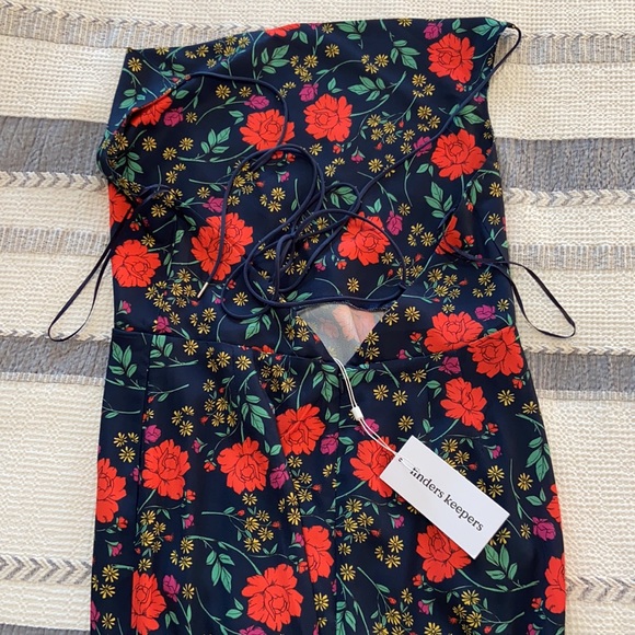 Hana Navy Blue Floral Print Backless Wide-Leg Jumpsuit - Picture 6 of 9